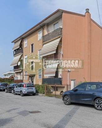 APPARTAMENTO DI 3 LOCALI CON BOX