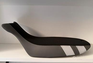 Sella HP Mega Moto BMW con nuovo rivestimento