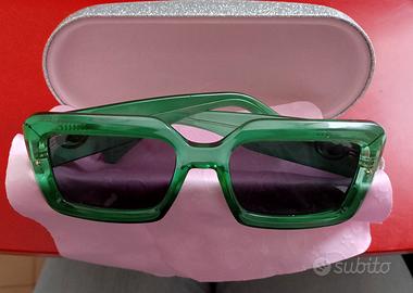 occhiali da sole 