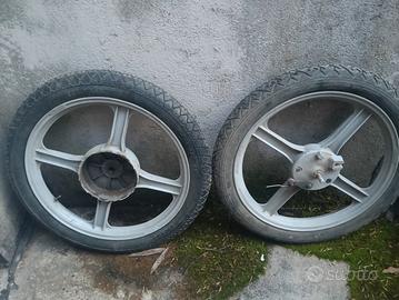 coppia cerchi piaggio si 