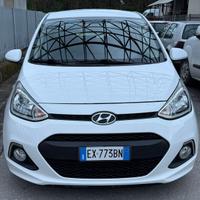Hyundai I10 1.0 BENZ adatta a NEOPATENTATI