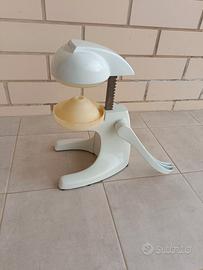 Spremiagrumi professionale a leva vintage - design