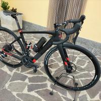 Bici bicicletta da corsa assistita 101x hibryd