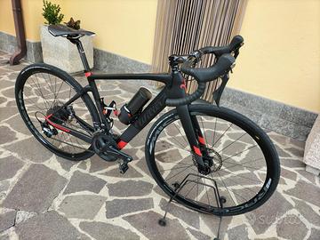 Bici bicicletta da corsa assistita 101x hibryd