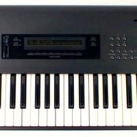 tastiera Korg M1
