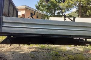 cassone ribaltabile per Nissan Cabstar