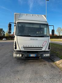 Camion usato iveco 2006 messa bene