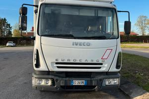 Camion usato iveco 2006 messa bene