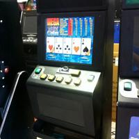 Slot machine multigioco