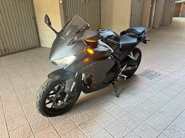HONDA CBR 500R