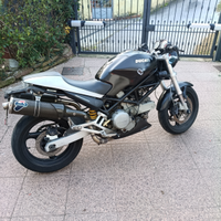 Monster dark 620 ie anno 2005 con 44000 km