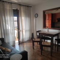 Luminoso Appartamento a Piano di Mommio/LU