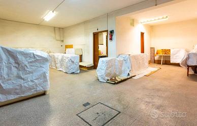 Magazzino garage multiuso