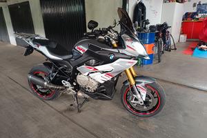 BMW S1000XR
