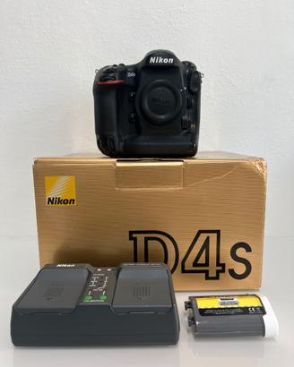 Nikon D4s