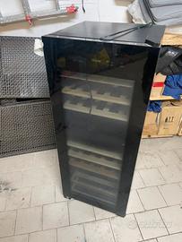 Cantina per vini Haier