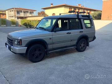 Land Rover Discovery 2 anno 2002 autocarro 5 posti