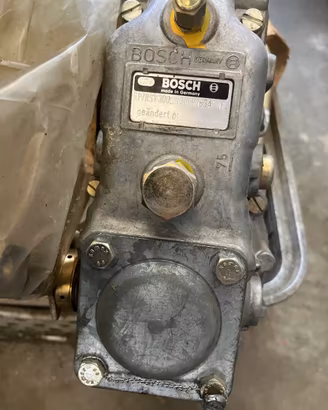 pompa gasolio Bosch  EP/RSV300...1300M2B342 D.R.