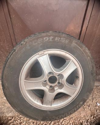 Gomme usate 215/65/16
