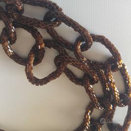 Collana di perline tubolari