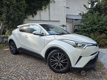 TOYOTA CHR IBRIDA