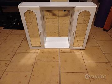 Specchiera con luci bagno