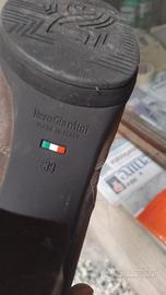 Scarpe nero giardini