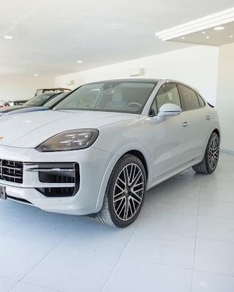 Porsche Cayenne Coupé 4.0 V8 S 2024 Grigio Gesso