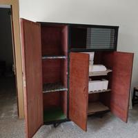 mobile credenza