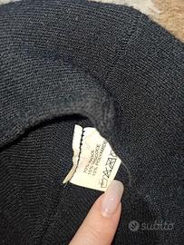 Berretto di lana nero