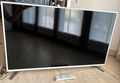 Smart TV Samsung 40” bianca + Decoder DVB-T2