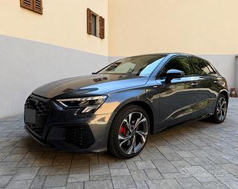 Audi A3 45 tfsi-e 245cv S-line