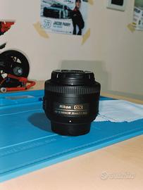 Nikon Nikkor AF-S DX 35mm F/1.8G