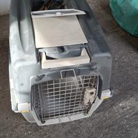 Trasportino rigido per cane di taglia grande. 