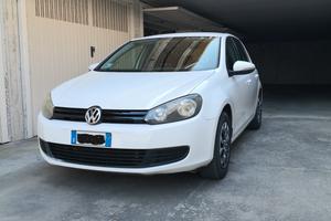 Golf benzina/GPL ideale per neopatentati 