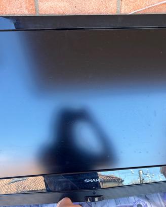 Televisore sharp