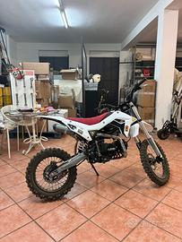 Pit bike 125