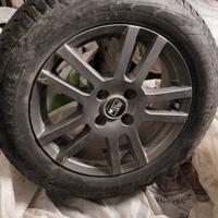 4 Cerchi in lega 15" OZ con gomme da neve Renault