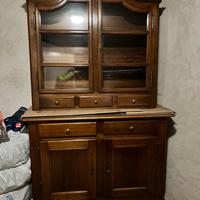 Credenza con vetrina