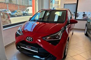 Toyota Aygo Connect 1.0 VVT-i 72 CV 5 porte x-clus