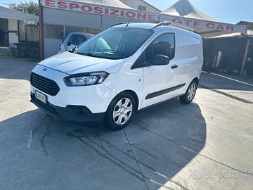 Ford transit courier 1.5 tdci