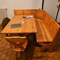 Giropanca angolare in legno