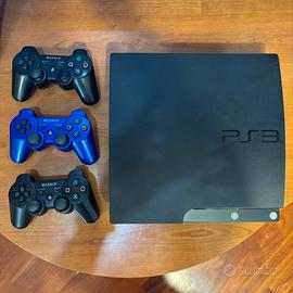 PS3 Slim + 3 Joystick + Cavi + Giochi