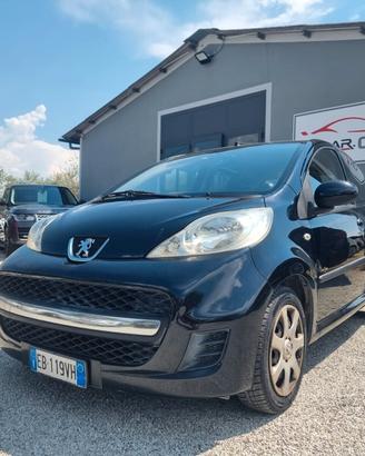 Peugeot 107 1.0 68CV 5p. Sweet Years NEOPATENTATI