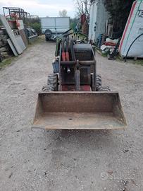 Mini pala dingo 320