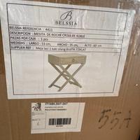 Comodino in rovere( legno pregiato e resistente)
