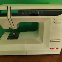 macchina da cucire Necchi 