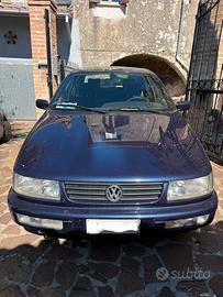 Volkswagen Passat benzina 1995 Epoca