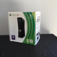Xbox 360 4GB con 2 giochi