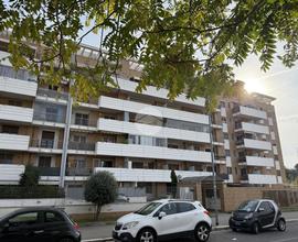 2 LOCALI A ROMA